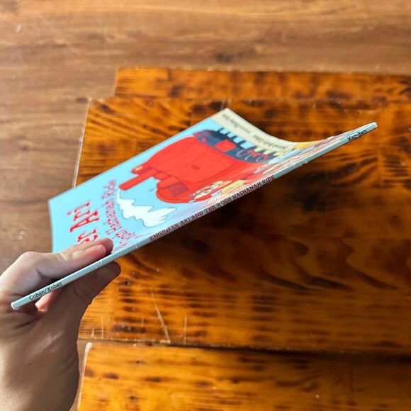 The Pj Library Engineer Ari & The Rosh Hashanah Ride Jewish Paperback Book - Picture 9 of 9